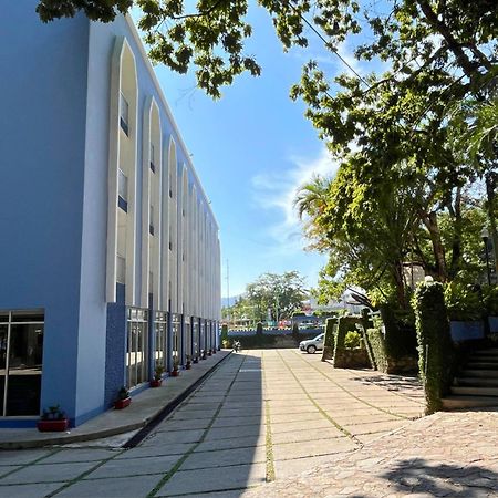 Hotel Maya Паленке Экстерьер фото